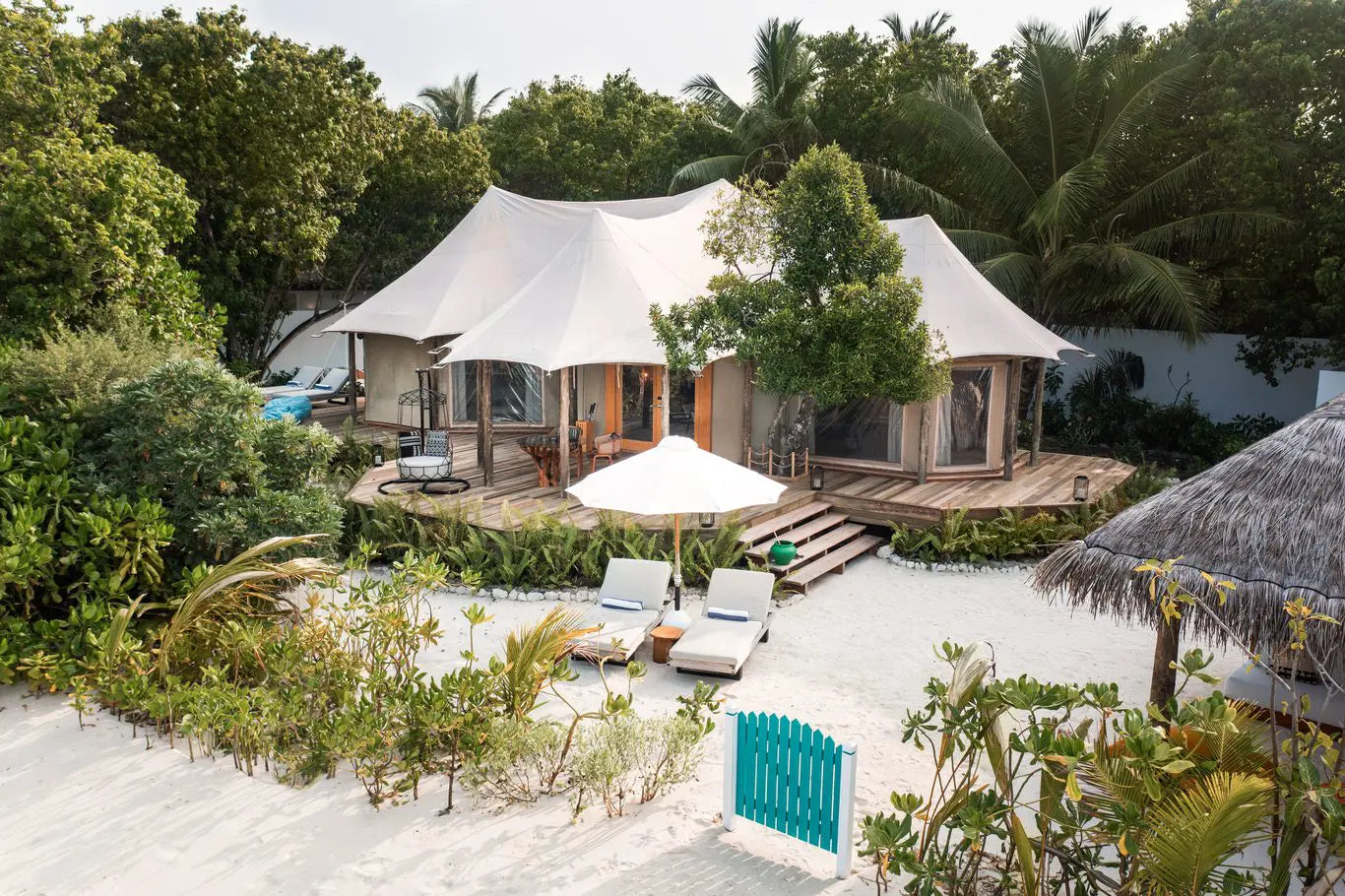SIRRU FEN FUSHI PRIVATE LAGOON RESORT