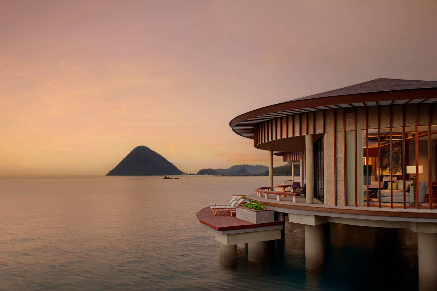 TA’AKTANA, A LUXURY COLLECTION RESORT & SPA, LABUAN BAJO | MARRIOTT STARS OFFER with COMPLIMENTARY ROUND TRIP AIRPORT TRANSFER AND USD 130 HOTEL CREDIT