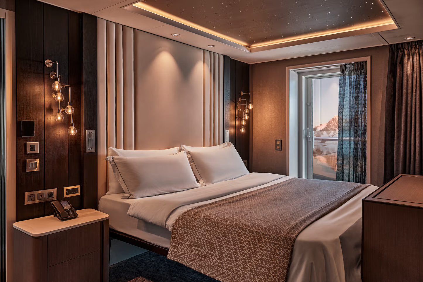 DU THUYỀN SILVERSEA: NAM CỰC - HÀNH TRÌNH KHÁM PHÁ VÙNG ĐẤT CUỐI CÙNG VỚI ƯU ĐÃI ĐỘC QUYỀN - KHỞI HÀNH TỪ THÁNG 10/2026