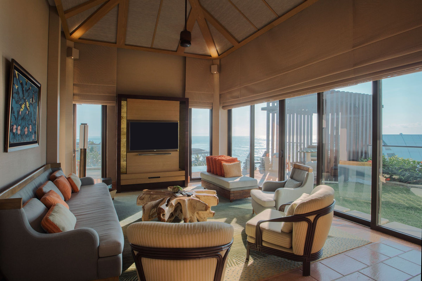 THE RITZ-CARLTON BALI | MARRIOTT STARS OFFER "STAY 4 PAY 3" FOR SELECTIVE SUITE TYPES, with USD 100 HOTEL CREDIT