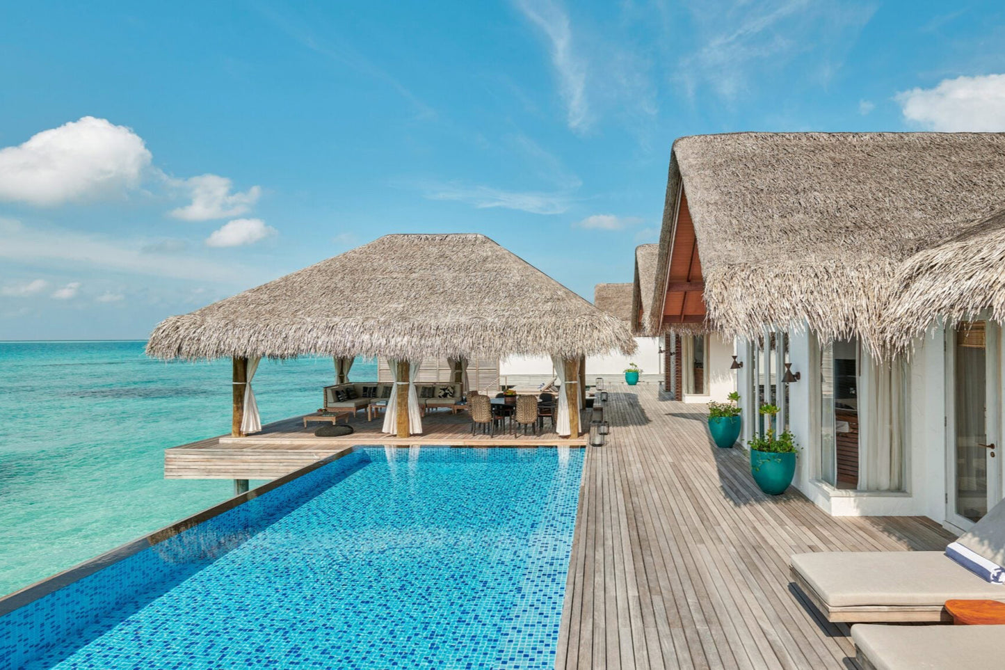 SIRRU FEN FUSHI PRIVATE LAGOON RESORT