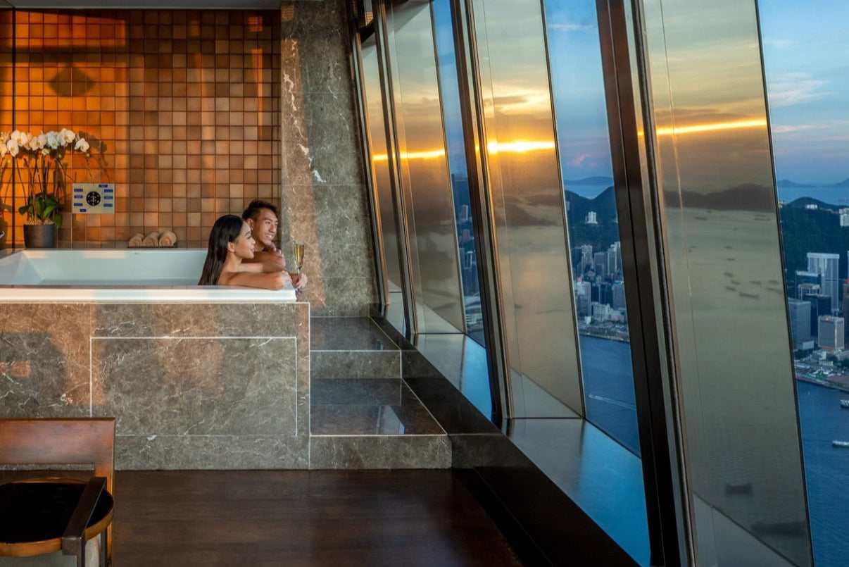 THE RITZ-CARLTON HONG KONG | KHUYẾN MÃI ĐỘC QUYỀN MARRIOTT STARS "Ở 3 TRẢ 2", TẶNG $100 Hotel Credit