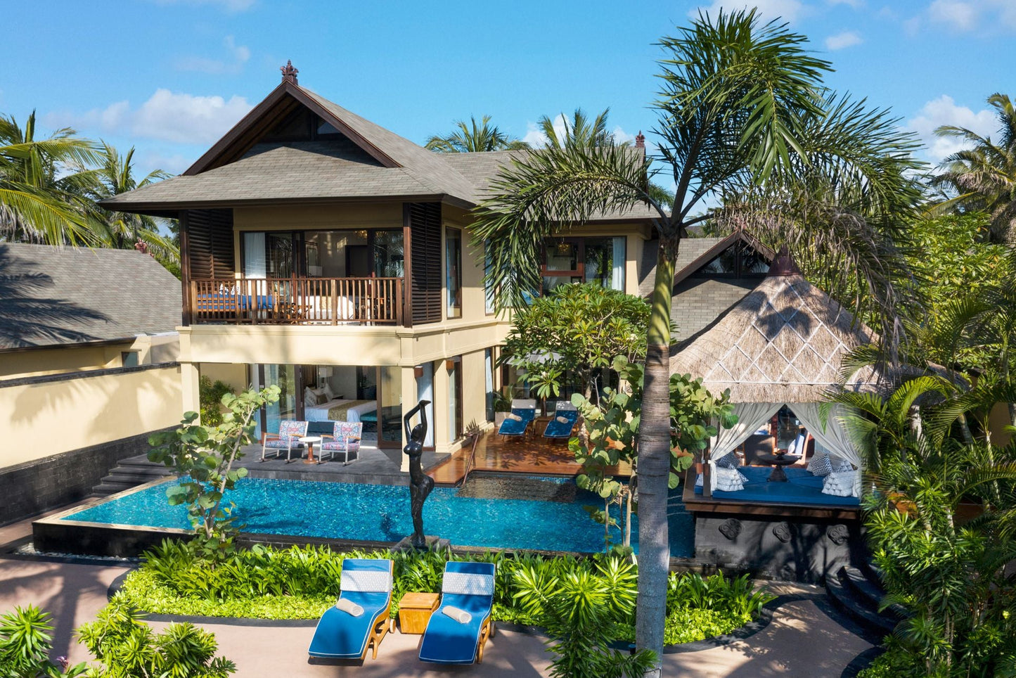 THE ST. REGIS BALI | MARRIOTT STARS OFFER, with USD 100 HOTEL CREDIT, COMP ROUND TRIP AIRPORT TRANSFER & 60 MINS SPA TREATMENT (Min 4 Nights for VILLAS ONLY)