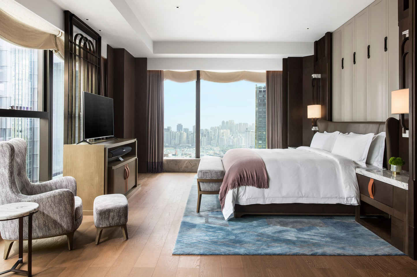 THE ST. REGIS HONG KONG | MARRIOTT STARS "STAY 3 PAY 2" PROMOTION, Complimentary $100 Hotel Credit