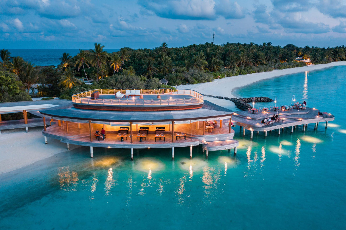 SIRRU FEN FUSHI PRIVATE LAGOON RESORT