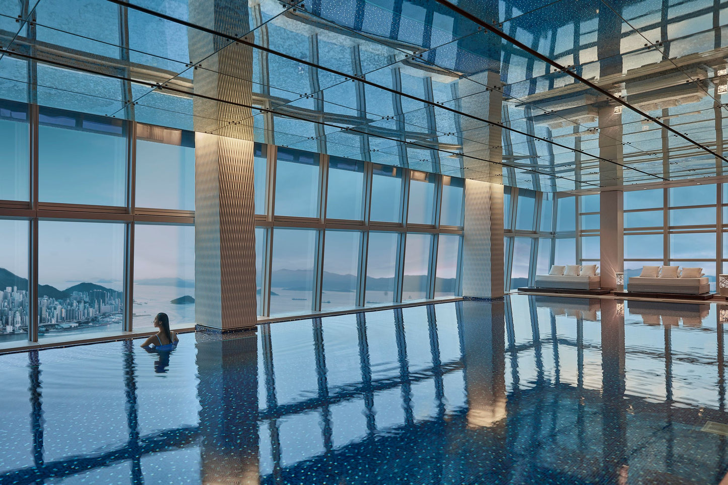 THE RITZ-CARLTON HONG KONG | MARRIOTT STARS "STAY 3 PAY 2" PROMOTION, Complimentary $100 Hotel Credit