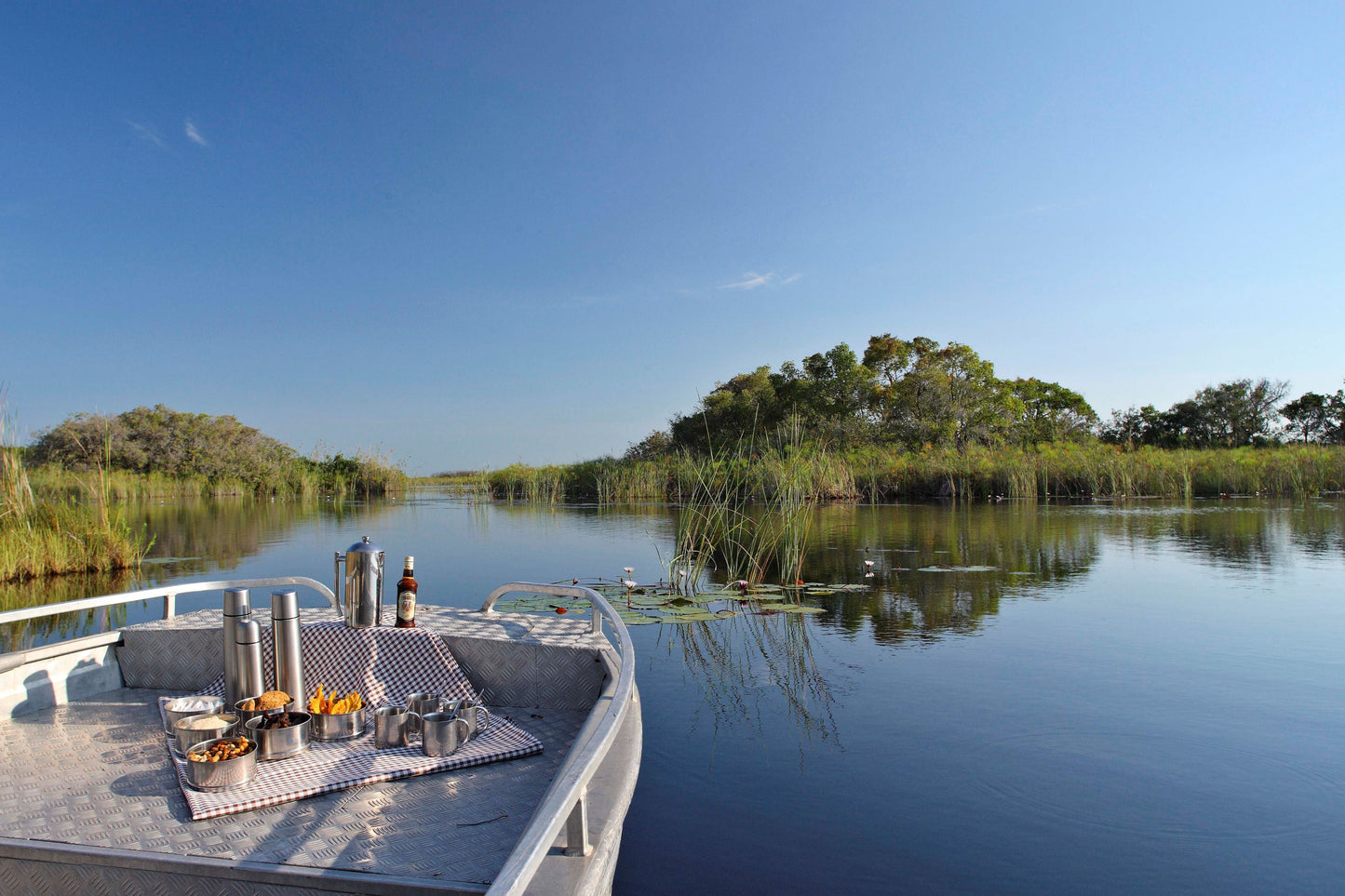 &BEYOND SAFARIS và CAPE TOWN | 8 NGÀY KHÁM PHÁ NAM PHI (CAPE TOWN) - SAFARI tại BOSTWANA | 2 LODGES