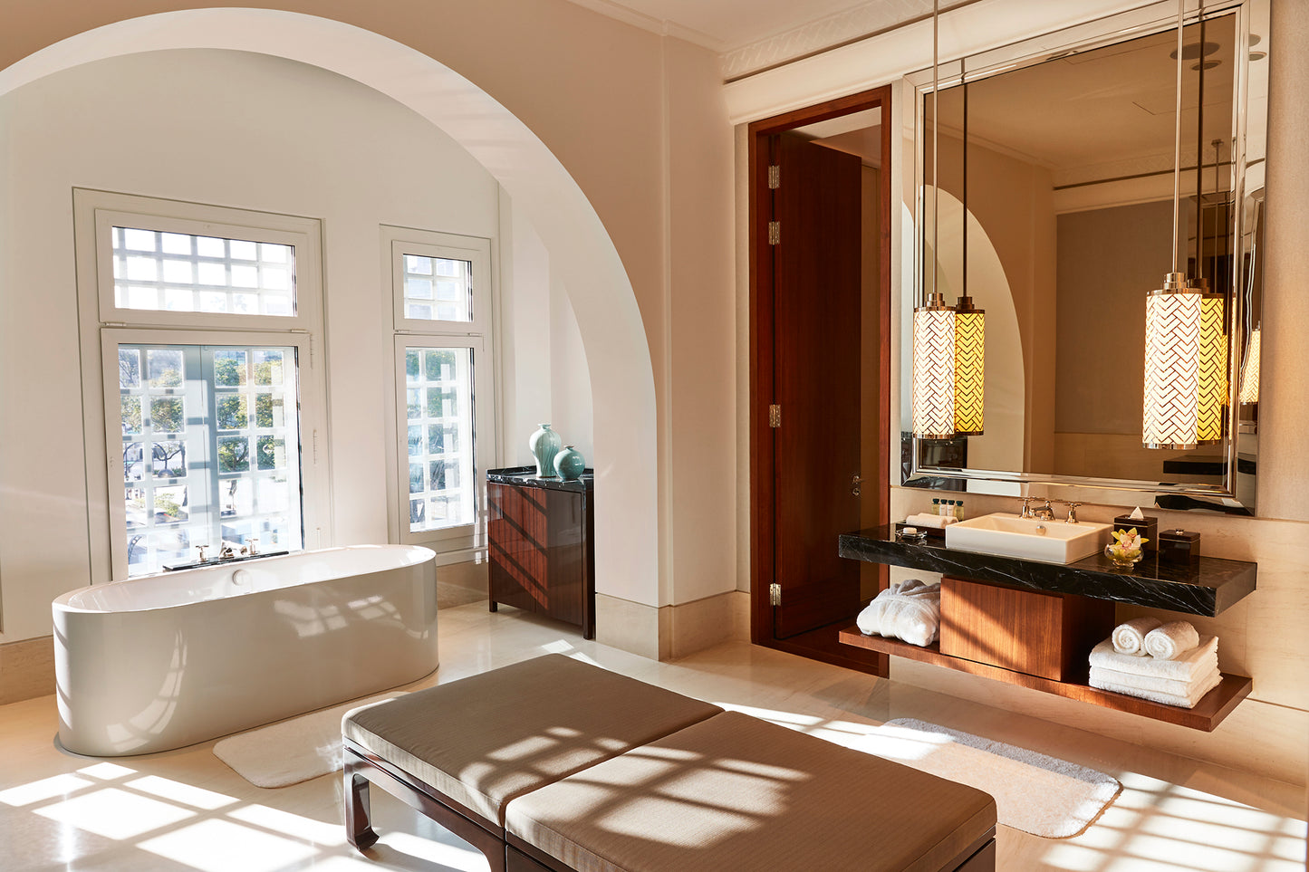 THE CAPITOL KEMPINSKY HOETL SINGAPORE | SERANDIPIANS OFFER "STAY 3 PAY 2", with $100 Hotel Credit