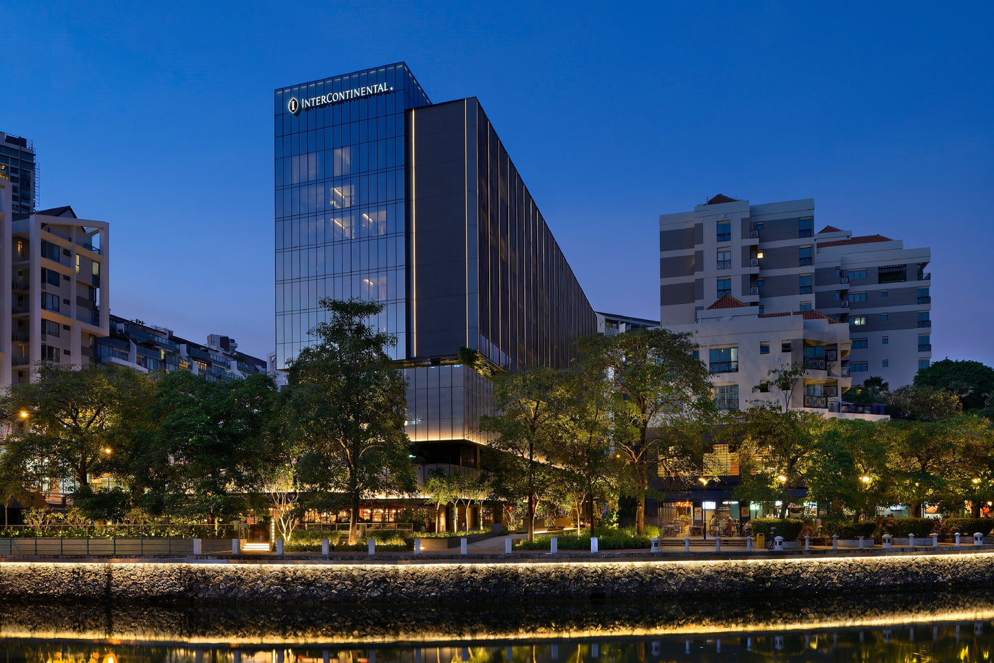 INTERCONTINENTAL SINGAPORE ROBERTSON QUAY | IHG DESTINED OFFER, with $100 Hotel Credit