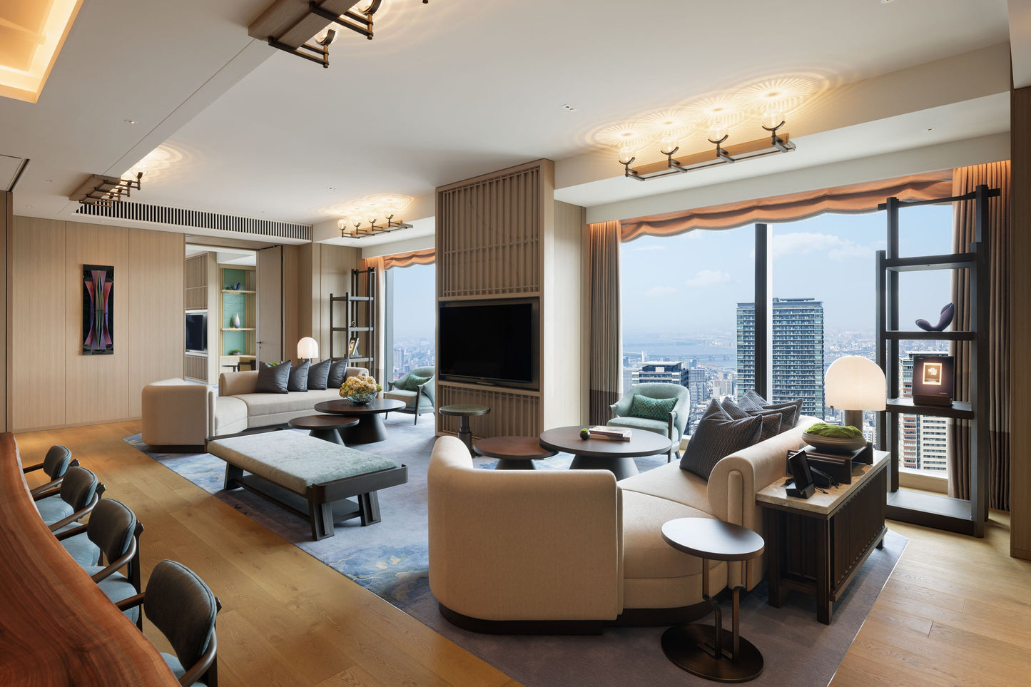 WALDORF ASTORIA OSAKA | Ở 3 TRẢ 2, tặng $100 Hotel Credit
