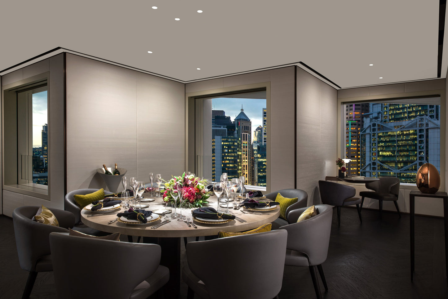 THE MURRAY, HONG KONG, A NICCOLO HOTEL | EXCLUSIVE VITA Y LEADING HOTELS OF THE WORLD PROMOTION, Complimentary $100 Hotel Credit