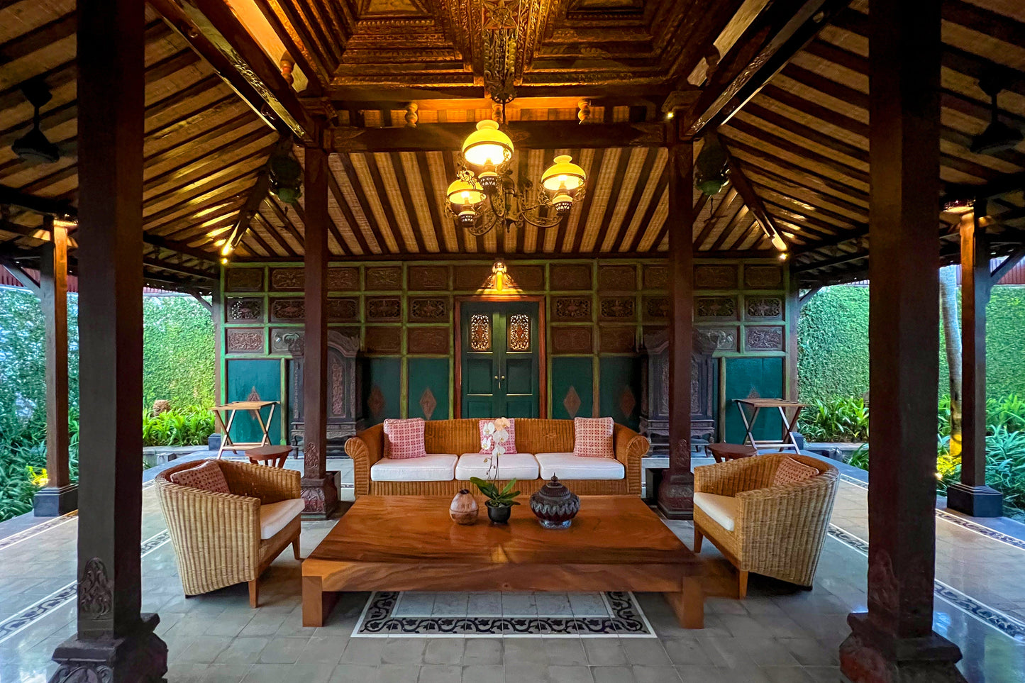 THE LEGIAN SEMINYAK BALI | VITA BY LEADING HOTELS OF THE WORLD EXCLUSIVE OFFERS