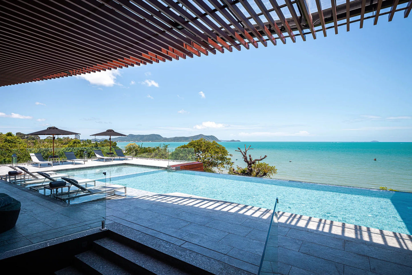 MASON PATTAYA | DESIGN HOTELS COLLECTIVE OFFERS, FREE 60mins Himalayan Hot Stone massage