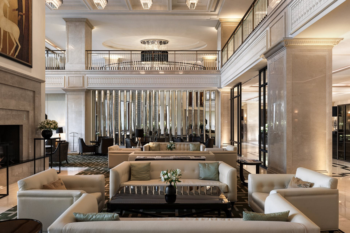 FOUR SEASONS HOTEL MOSCOW | Khuyến Mãi Độc Quyền