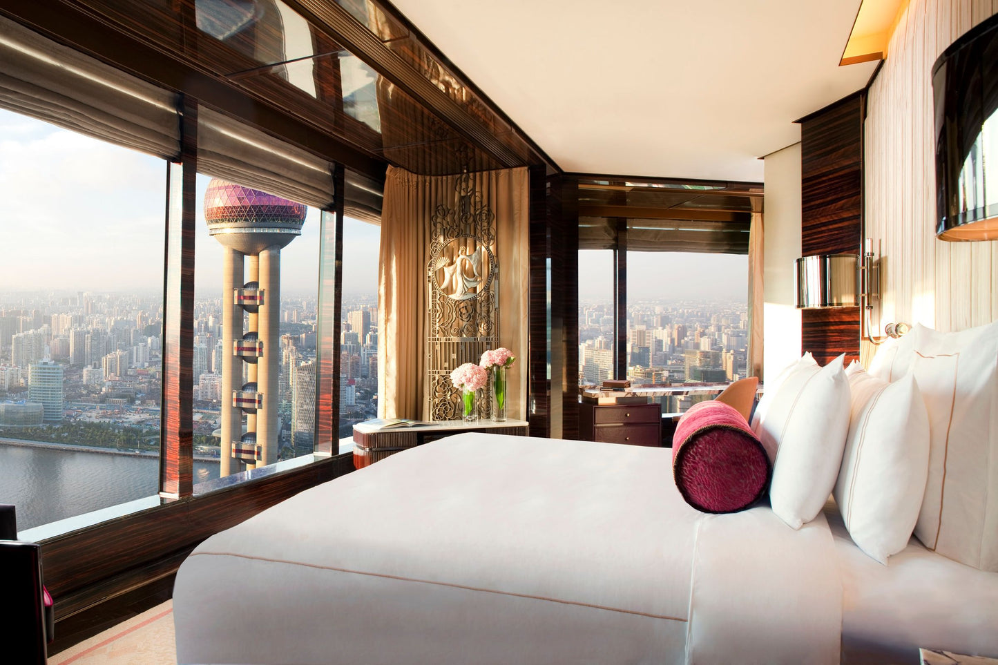 THE RITZ-CARLTON SHANGHAI PUDONG | Ở 3 TRẢ 2 CHO PEARL TOWER SUITE, CARLTON SUITE và Tặng $100 Hotel credit