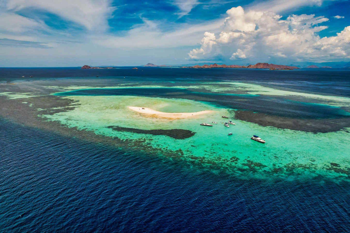 TA’AKTANA, A LUXURY COLLECTION RESORT & SPA, LABUAN BAJO | KHUYẾN MÃI ĐỘC QUYỀN MARRIOTT STARS TẶNG ĐƯA ĐÓN SÂN BAY (Min 3 ĐÊM) VÀ USD 130 HOTEL CREDIT