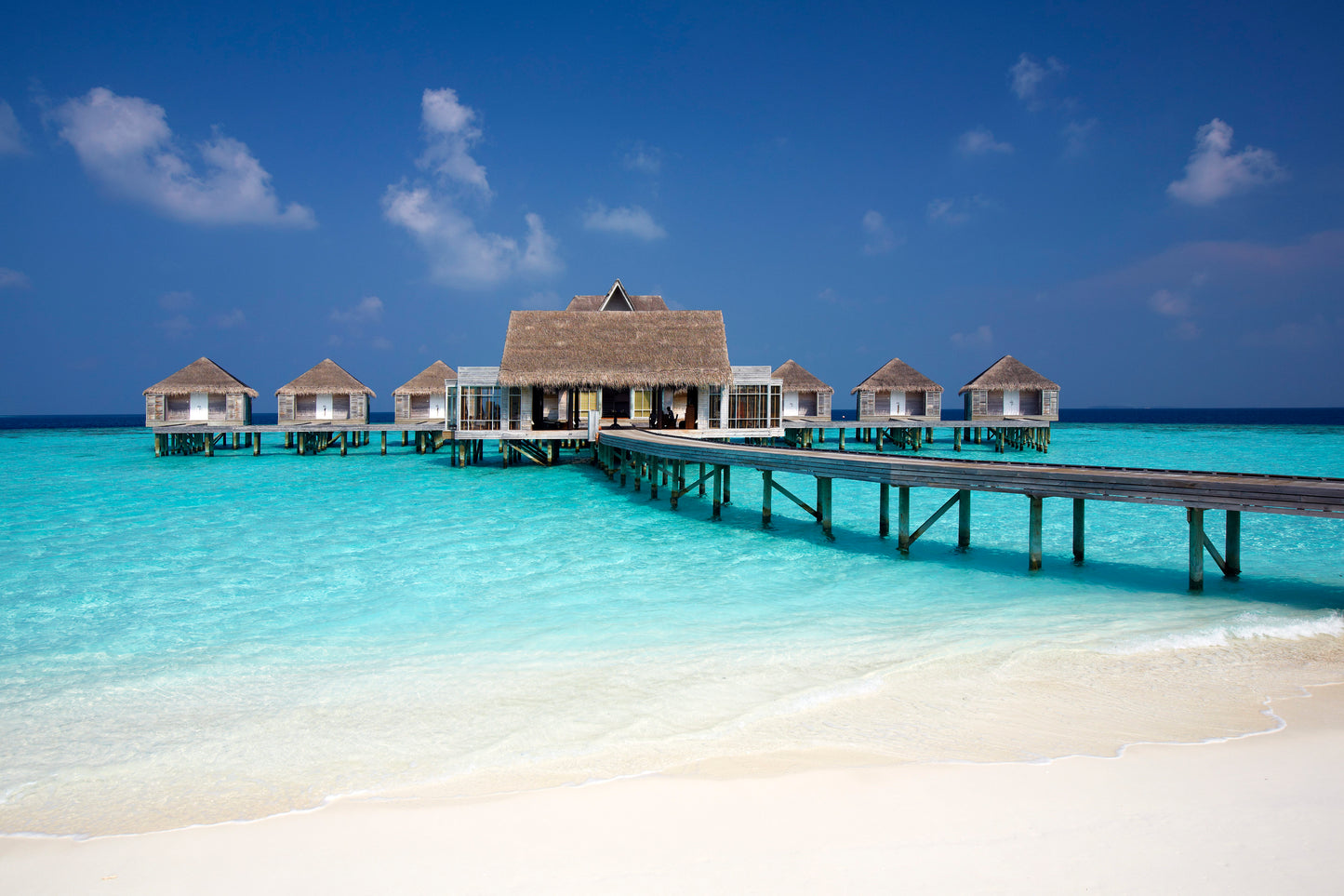 ANANTARA KIHAVAH MALDIVES VILLAS