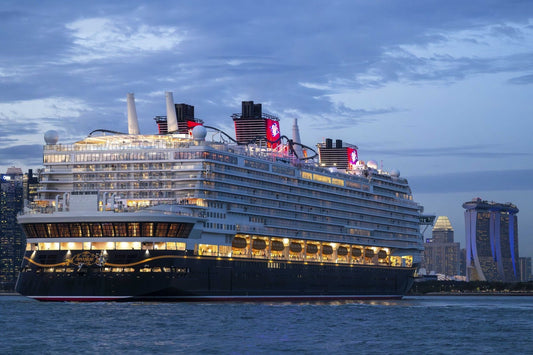 DU THUYỀN DISNEY ADVENTURE KHỞI HÀNH TỪ SINGAPORE