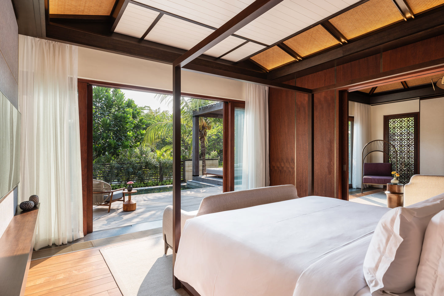 REGENT BALI CANGGU | KHUYẾN MÃI ĐỘC QUYỀN IHG DESTINED, TẶNG 60 PHÚT MASSAGE, NÂNG CẤP LÊN LAGOON POOL SUITE, 01 FLOATING BREAKFAST, TRÀ CHIỀU và TẶNG USD 100 HOTEL CREDIT