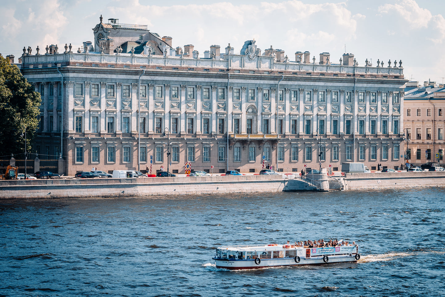 7-DAY, 6-NIGHT JOURNEY TO DISCOVER RUSSIA IN AUTUMN | MOSCOW & ST. PETERSBURG