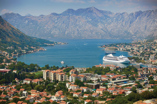 REGENT SEVEN SEAS CRUISES | KHUYẾN MÃI LÊN ĐẾN 45% cho các hải trình khởi hành năm 2025–2026 đến Địa Trung Hải, Caribe và nhiều điểm đến xa xỉ khác
