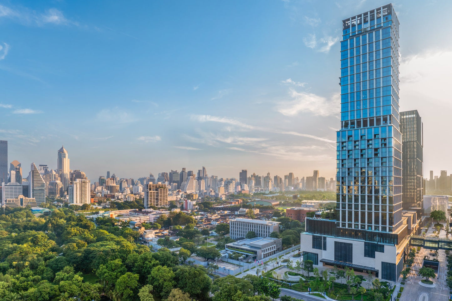 THE RITZ-CARLTON BANGKOK | Ở 4 TRẢ 3, Tặng $100 Hotel Credit