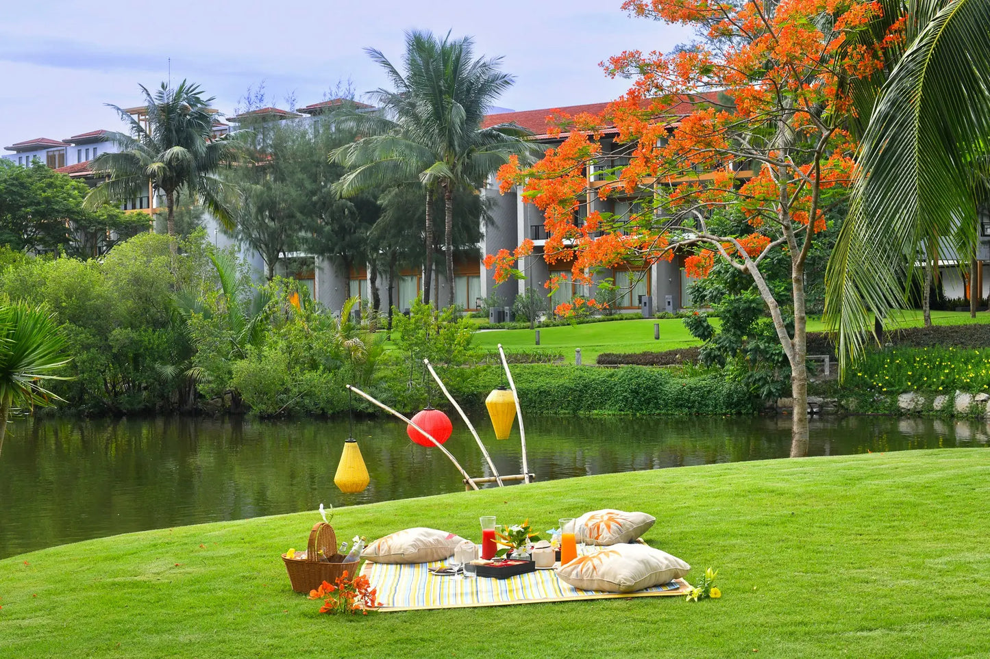 BANYAN TREE LANG CO
