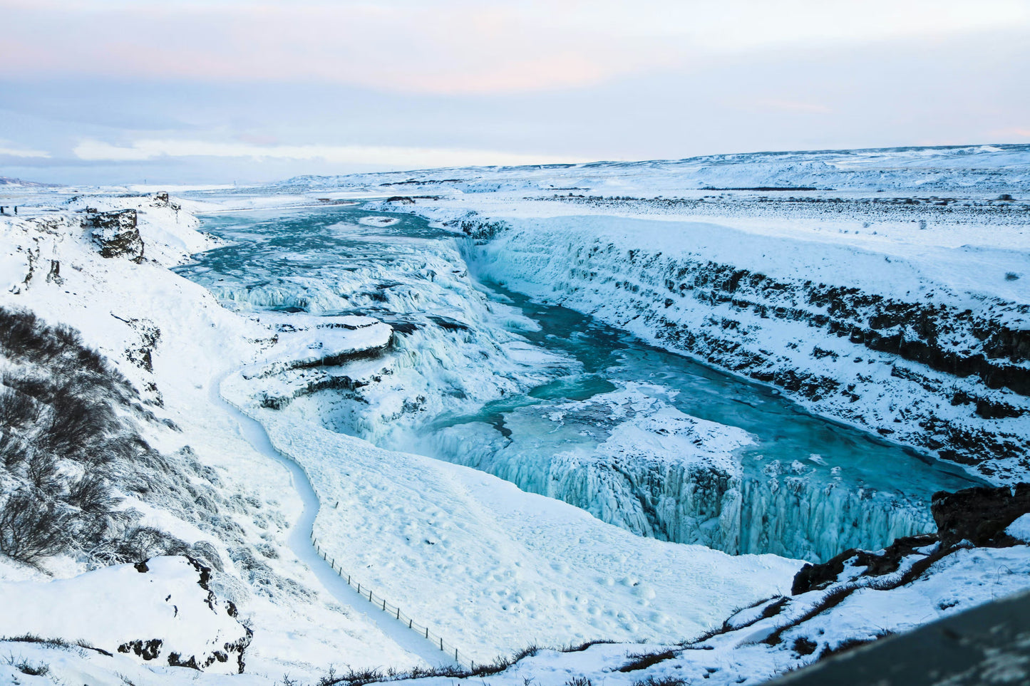 HÀNH TRÌNH 8 NGÀY KHÁM PHÁ ICELAND TUYỆT ĐẸP - TỪ REYKJAVIK ĐẾN BLUE LAGOON