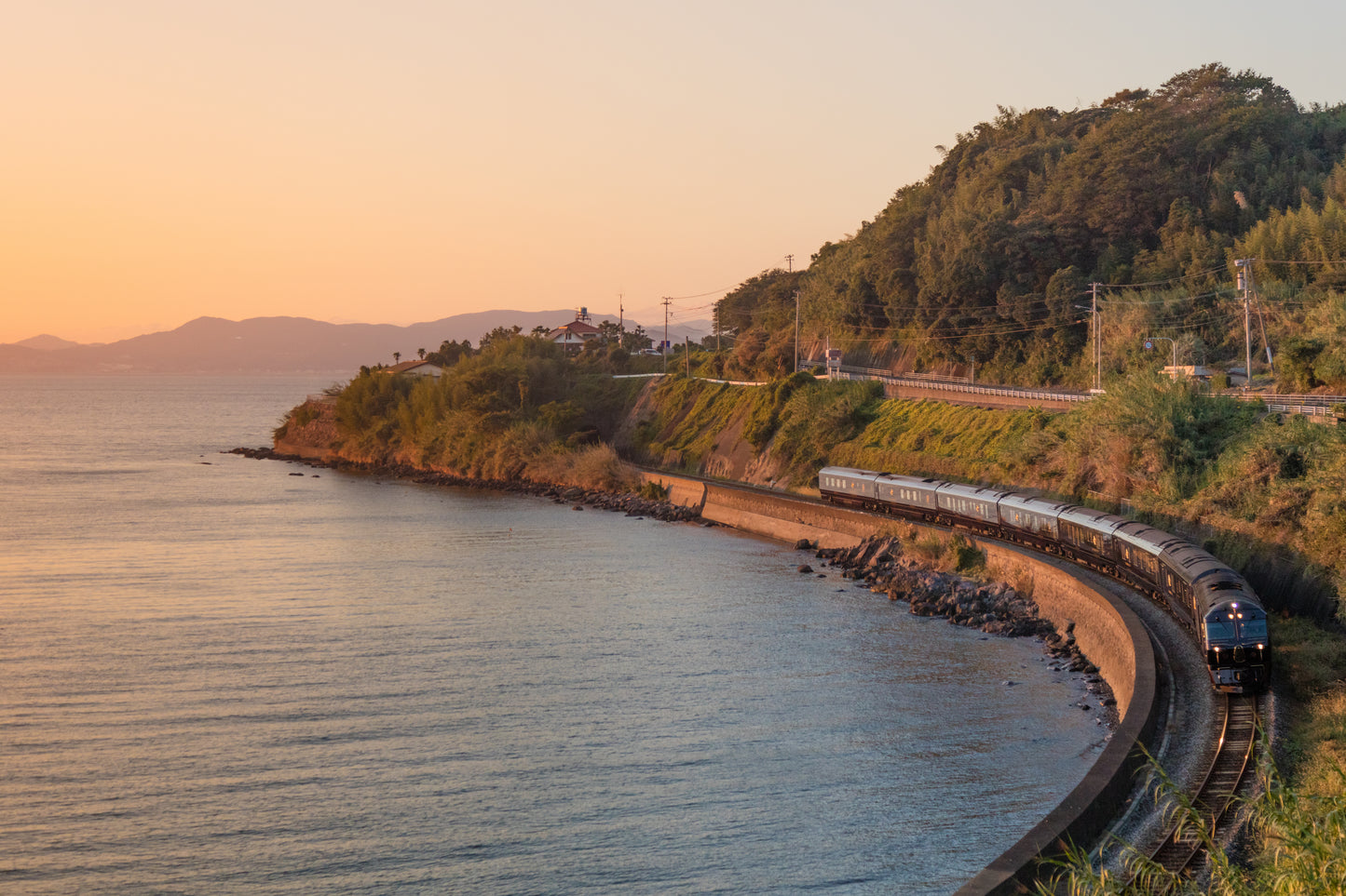 CRUISE TRAIN SEVEN STARS IN KYUSHU | APRIL 6 - 11, 2026